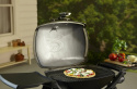 Lampka Grill ’n Go do grilli Weber z serii Q